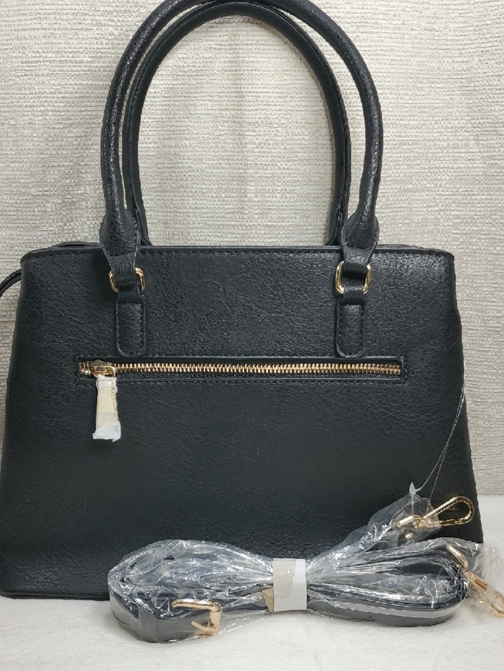 Isabella Leather Double Handled Black Satchel Handbag NWT - Picture 3 of 11